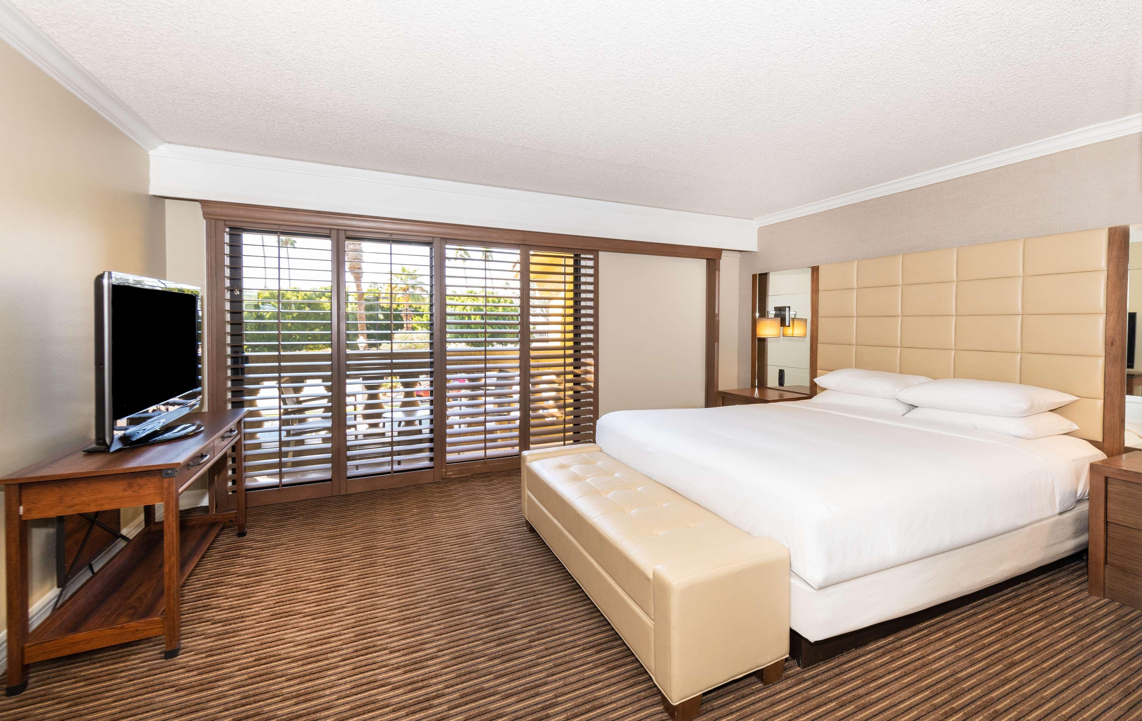 Hilton Phoenix Resort At The Peak Bagian luar foto